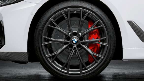 Jantes BMW M 20" forgées en alliage léger, à doubles rayons 669 M, en Orbitgrau de la BMW Série 5 Berline G30 Jantes BMW M 20" forgées en alliage léger, à doubles rayons 669 M, en Orbitgrau de la BMW Série 5 Berline G30