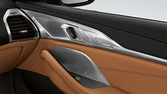 Bowers & Wilkins Diamond Surround Sound System La nouvelle BMW Série 8 Gran Coupé G16 LCI restylage 2022 Bowers & Wilkins Diamond Surround Sound System de la La nouvelle BMW Série 8 Gran Coupé G16 LCI restylage 2022, intérieur, vue en gros plan du haut-parleur
