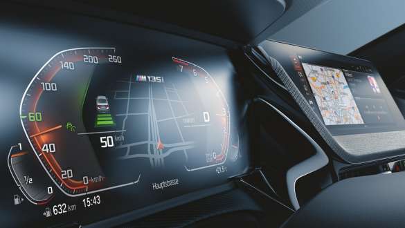 BMW Live Cockpit Professional. BMW M135i xDrive avec BMW Live Cockpit Professional.