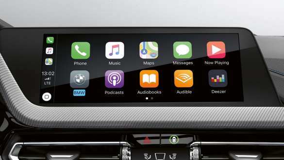 Préparation Apple CarPlay®. La BMW M135i avec préparation Apple CarPlay®.