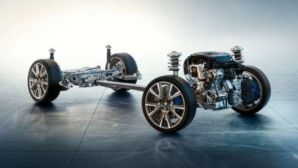 Suspension M sport. BMW M135i xDrive avec suspension M sport.