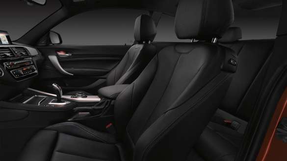 Sièges sport BMW M240i Coupé Sièges sport BMW M240i Coupé F22 2017, habitacle