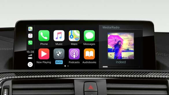 Préparation Apple CarPlay® voitures M BMW Série 2 Coupé Préparation Apple CarPlay® voitures M BMW Série 2 Coupé F87 2018 vue en gros plan de l’habitacle