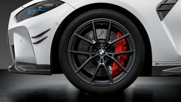 Jantes forgées M Performance à rayons en Y 963 M Frozen Gunmetal Grey BMW M4 Competition Cabrio avec M xDrive G83 2021 BMW M4 Competition Cabrio avec M xDrive G83 2021 Jantes forgées M Performance à rayons en Y 963 M Frozen Gunmetal Grey vue en gros plan