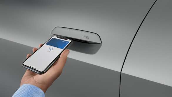 Intégration smartphone Apple CarPlay Android Auto BMW M440i xDrive Gran Coupé G26 Intégration smartphone Apple CarPlay Android Auto BMW M440i xDrive Gran Coupé G26 habitacle Control Display