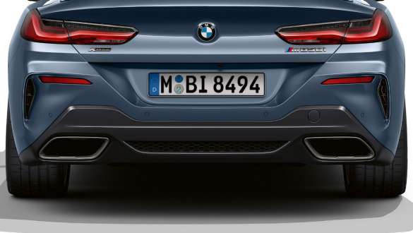 Embouts d’échappement des deux côtés. BMW M850i xDrive Coupé avec embouts d’échappement des deux côtés.