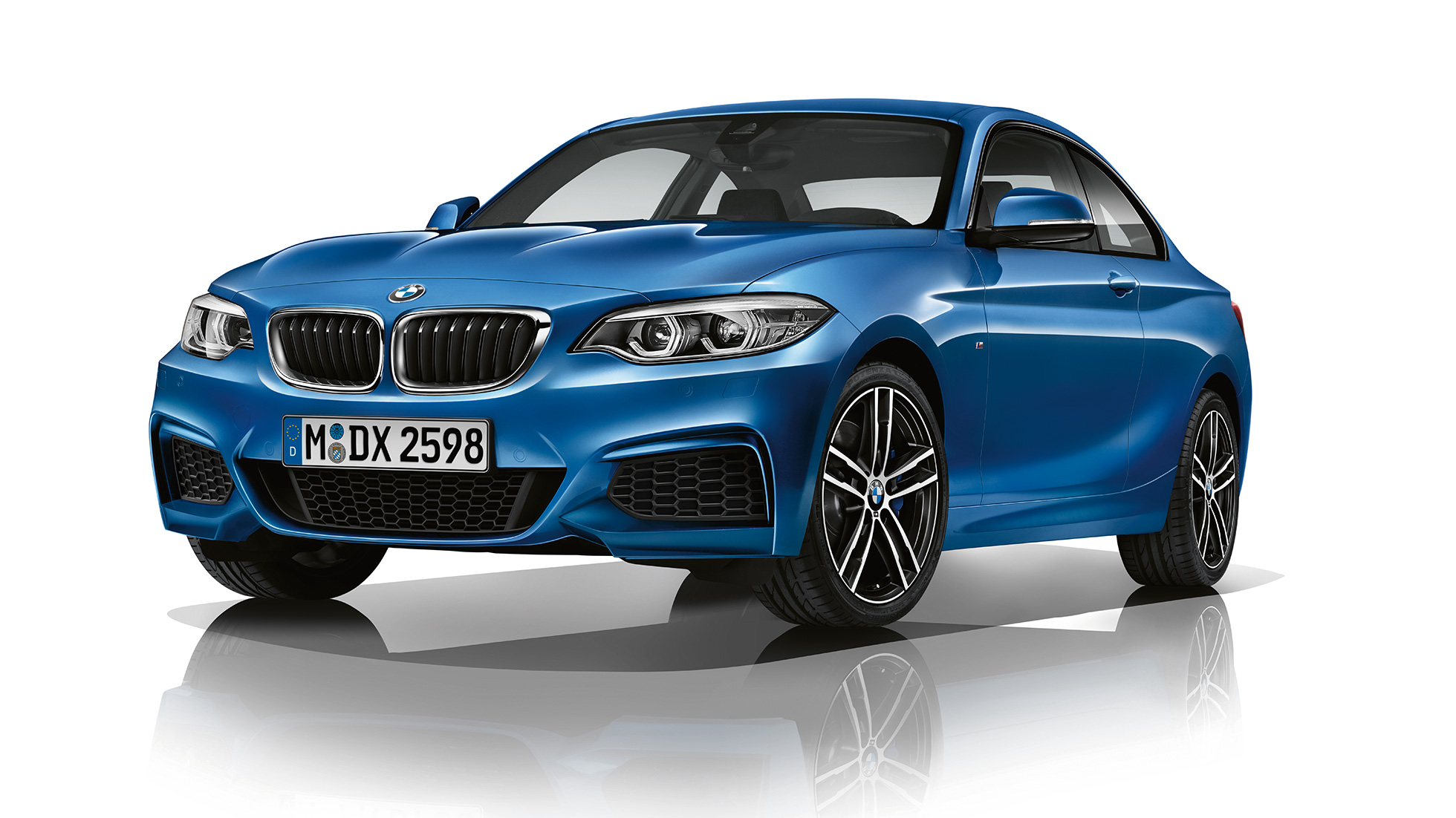 BMW Série 2 Coupé, Modèle M Sport, vue de trois quarts face BMW Série 2 Coupé, Modèle M Sport, vue de trois quarts face