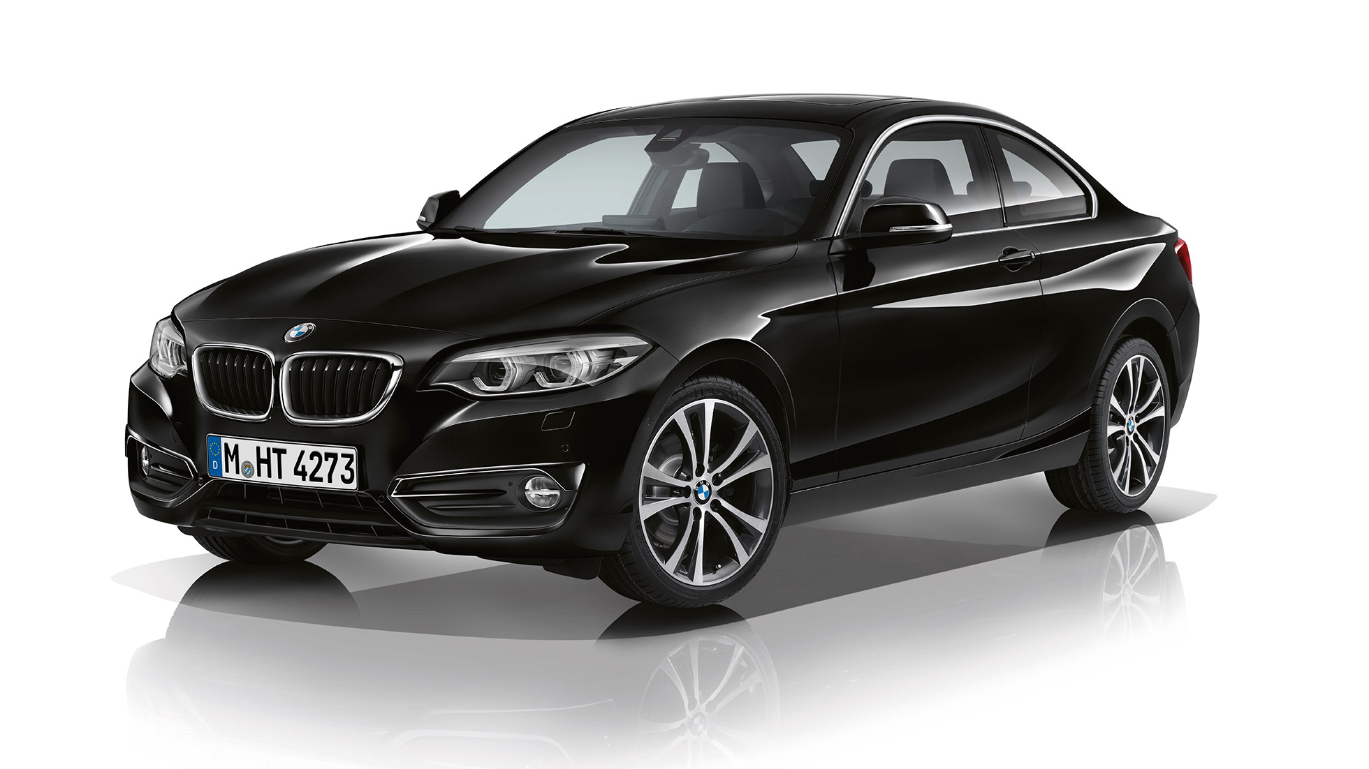 BMW Série 2 Coupé, Modèle Sport, vue de trois quarts face BMW Série 2 Coupé, Modèle Sport, vue de trois quarts face