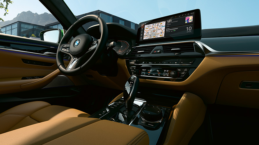 BMW M550i xDrive Berline G30 LCI restylage 2020, habitacle