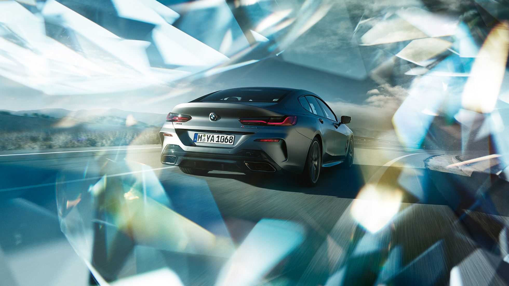 BMW M850i xDrive Gran Coupé, vue de trois quarts arrière Vue arrière de trois quarts de la BMW M850i xDrive Gran Coupé G16 2019 BMW Individual Frozen Bluestone metallic