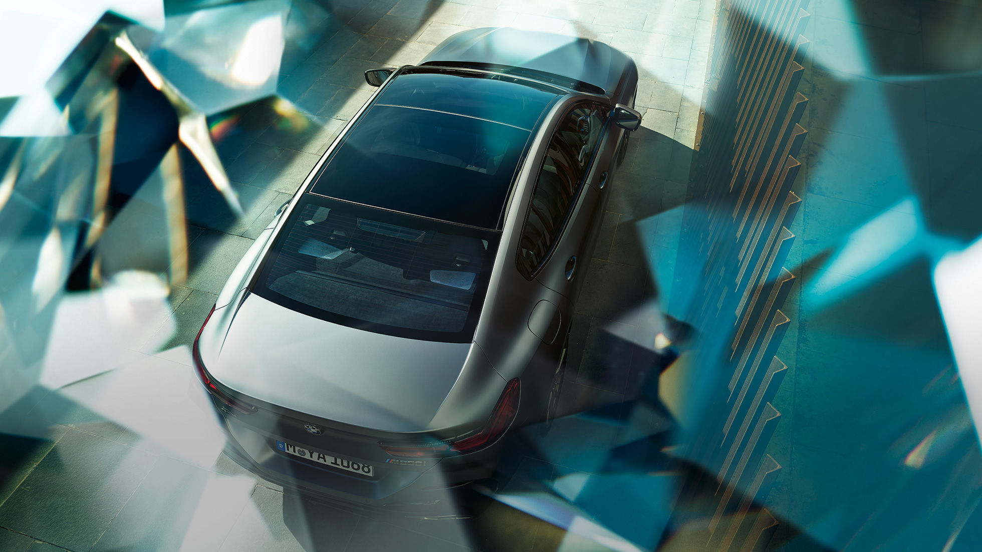 Toit ouvrant panoramique, BMW M850i xDrive Gran Coupé Toit ouvrant panoramique de la BMW M850i xDrive Gran Coupé G16 2019 en BMW Individual Frozen Bluestone metallic, vue plongeante