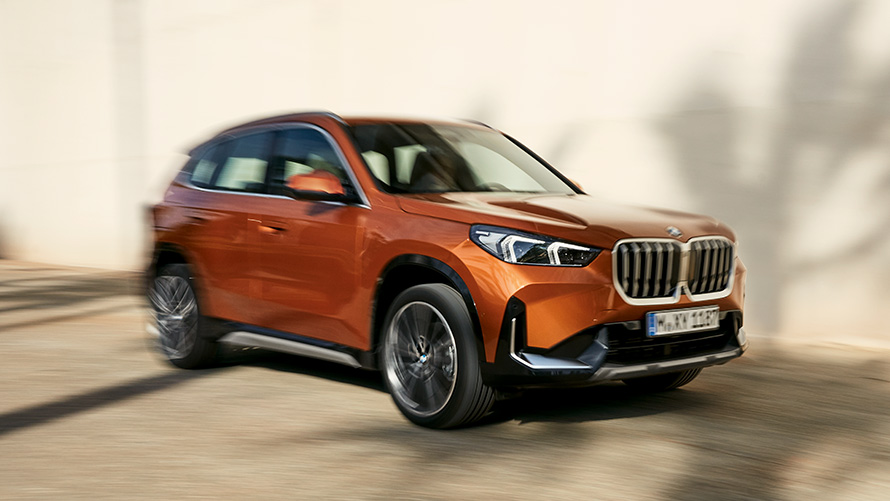 Dynamique de conduite BMW X1 U11 ICE xLine 2022 BMW X1 U11 ICE xLine Utah orange metallic 2022 dynamique de conduite
