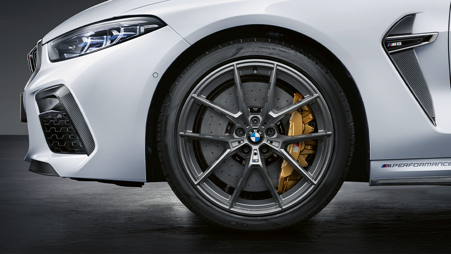 Jantes à rayons en Y Performance M de BMW 863 M Jantes à rayons en Y Performance M de BMW 863 M avec pneus d’été BMW