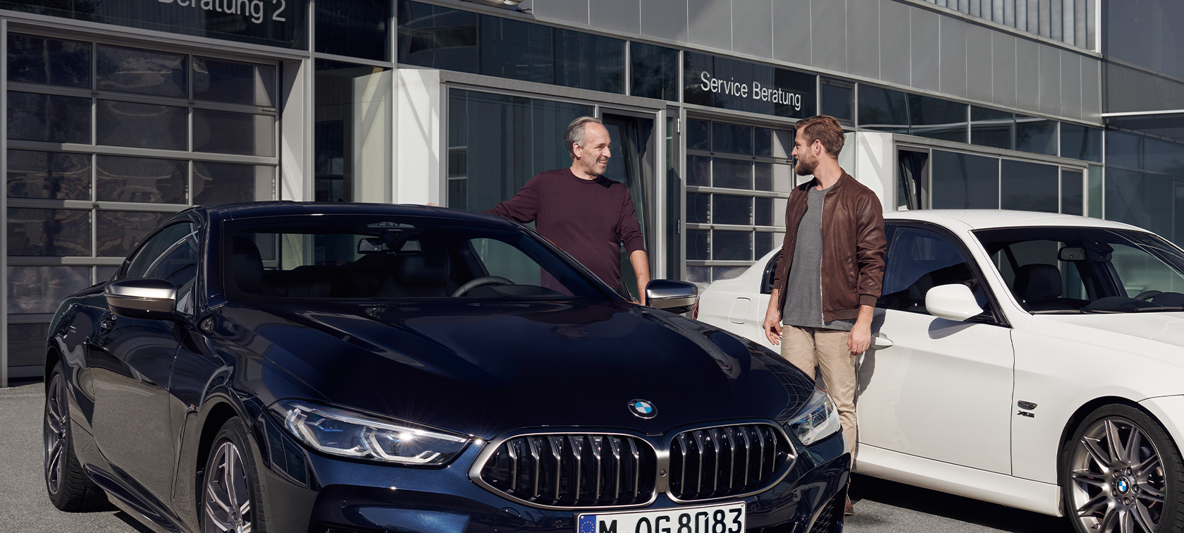 Service d’origine BMW Service BMW d’origine BMW Série 8 Coupé BMW Série 4 Coupé Clients de service BMW satisfaits