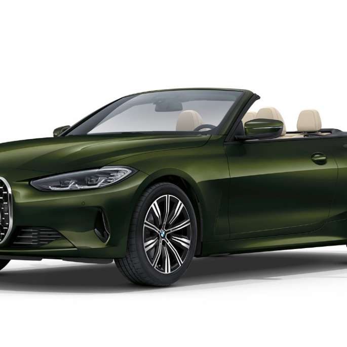 Équipement de base de la BMW Série 4 Cabriolet G23 2020 Bluestone metallic, vue de trois quarts avant